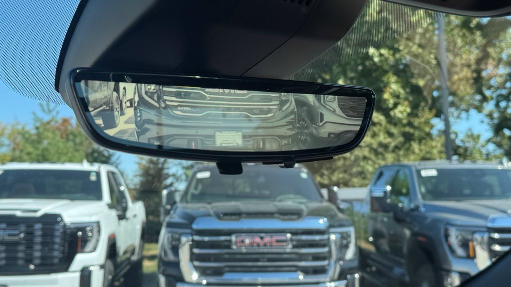 Used 2026 Chevrolet Tahoe High Country AWD/4WD image 30
