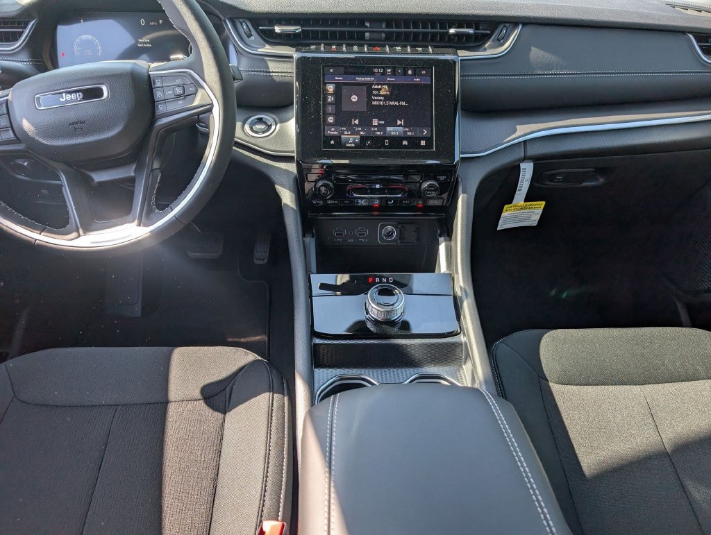 New 2026 Jeep Grand Cherokee Laredo AWD/4WD image 22
