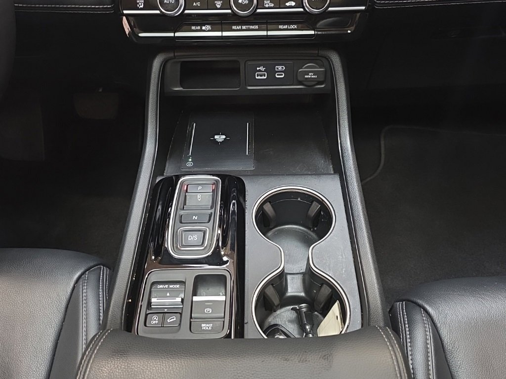 Used 2023 Honda Pilot Touring image 25