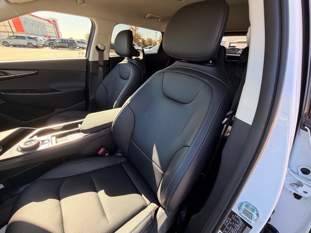 New 2025 Kia EV6 Wind AWD/4WD image 12