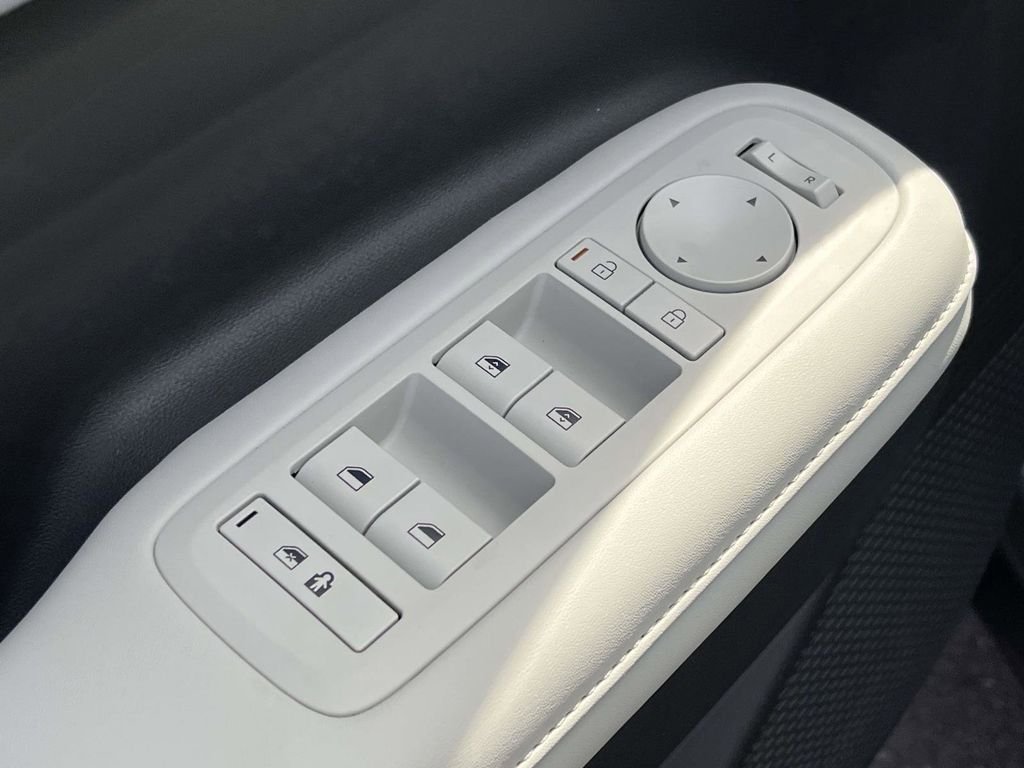 New 2026 Hyundai Santa Fe SEL FWD image 11