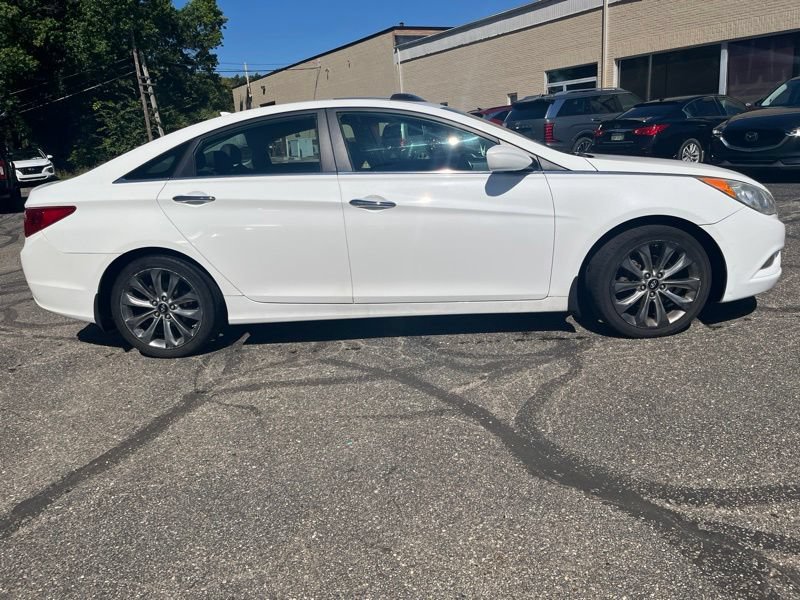 Used 2012 Hyundai Sonata SE w/ Navigation & Sunroof Pkg FWD image 4