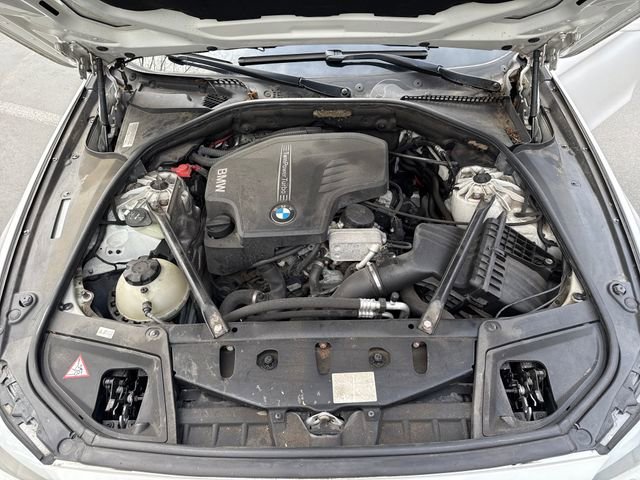 Used 2013 BMW 528i xDrive Sedan image 31
