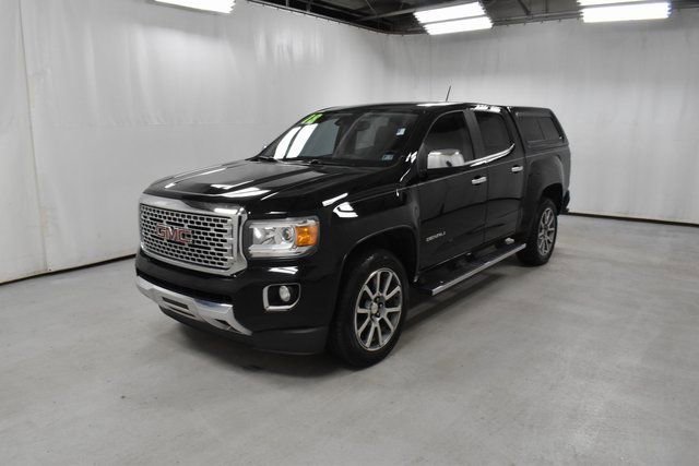 Used 2018 GMC Canyon Denali image 2