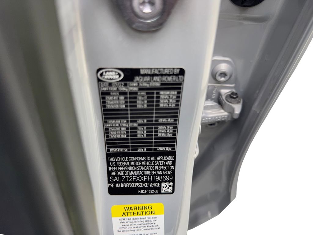 Used 2023 Land Rover Range Rover Evoque R-Dynamic S image 93