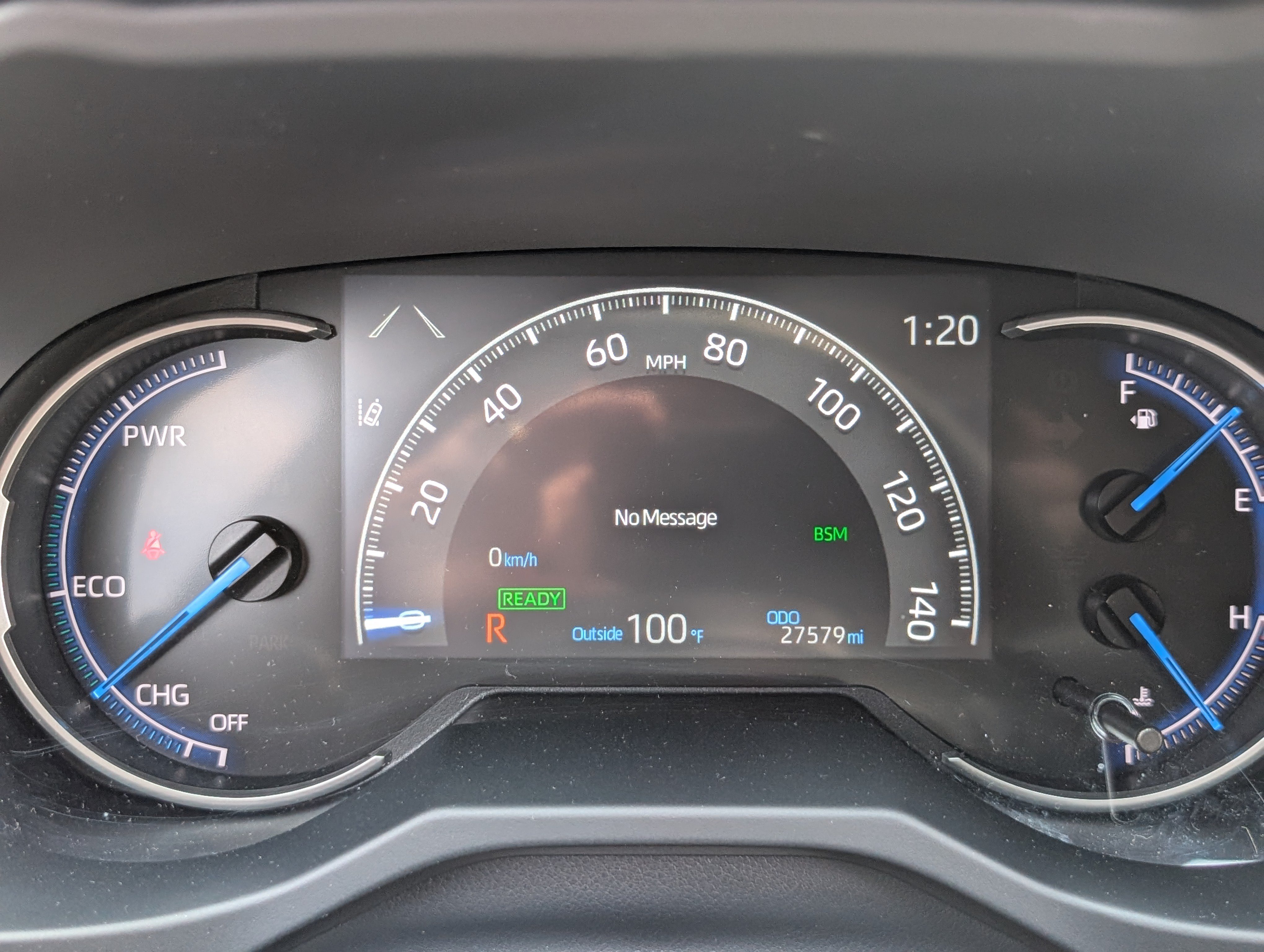 Used 2025 Toyota RAV4 LE AWD/4WD image 25