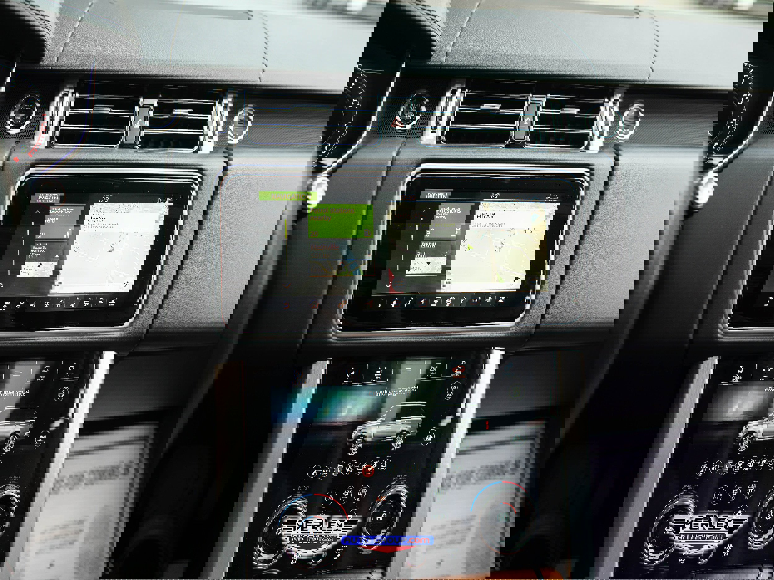 Used 2018 Land Rover Range Rover Long Wheelbase Supercharged image 35