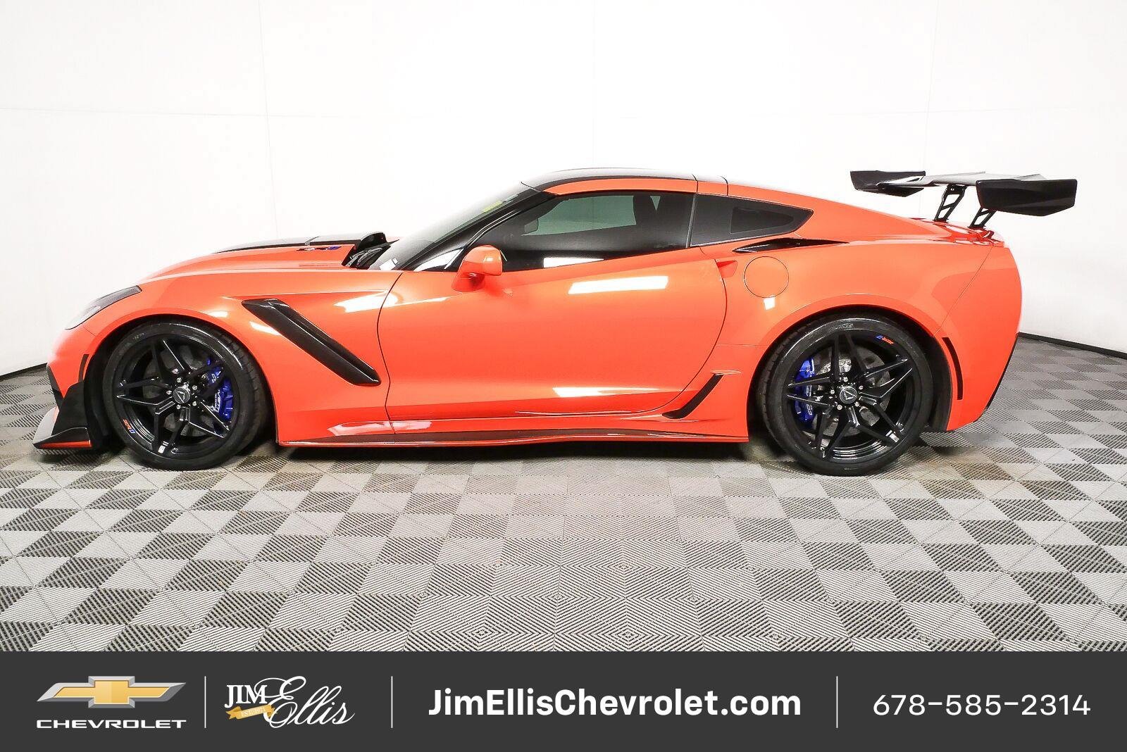 Used 2019 Chevrolet Corvette ZR1 RWD image 30