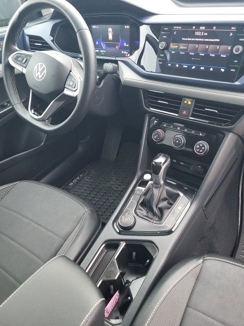 Used 2023 Volkswagen Taos SE w/ Panoramic Sunroof Package image 19