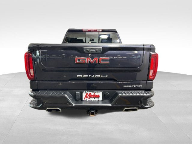Used 2022 GMC Sierra 1500 Denali w/ Technology Package AWD/4WD image 4
