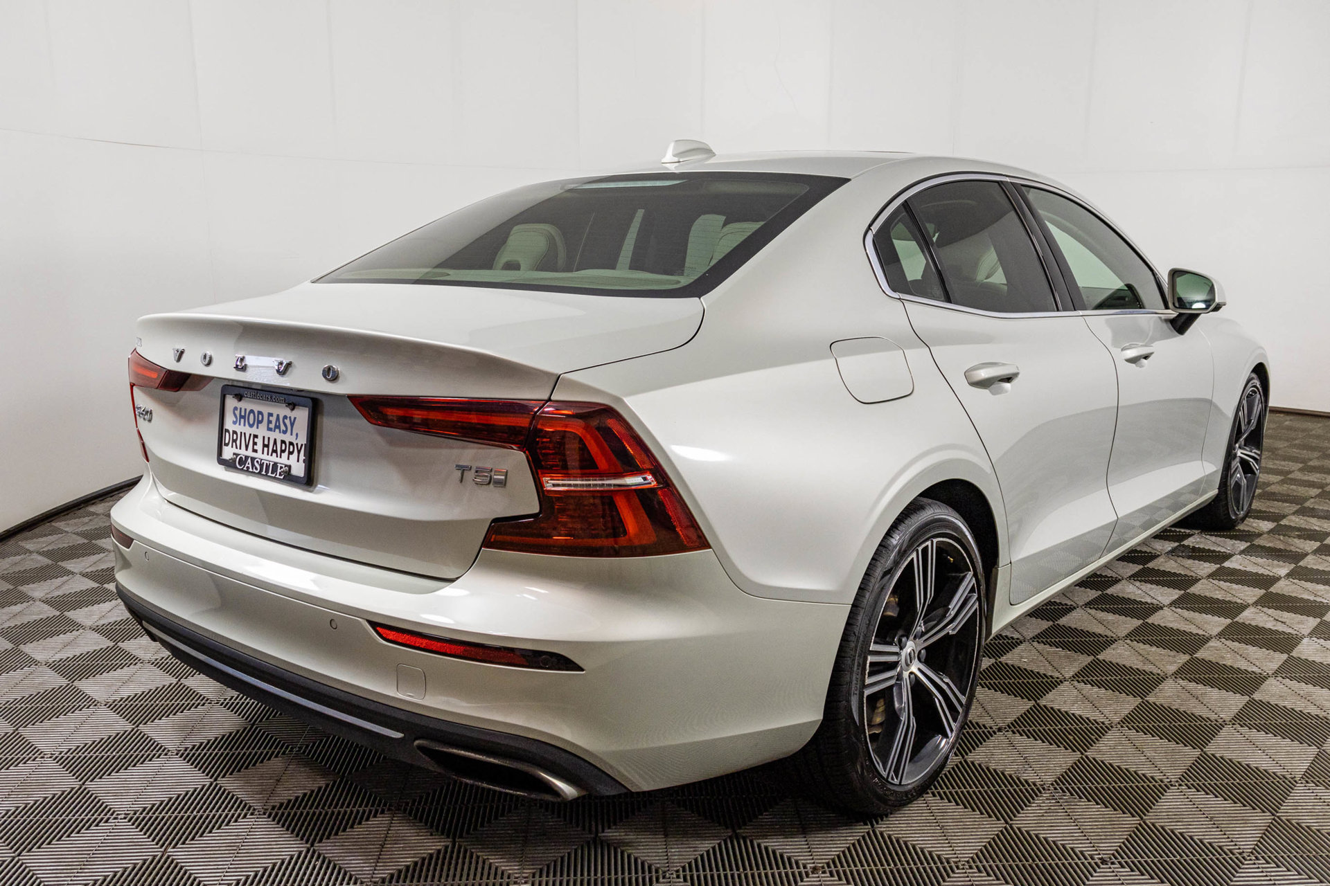 Used 2019 Volvo S60 T5 Inscription FWD image 19