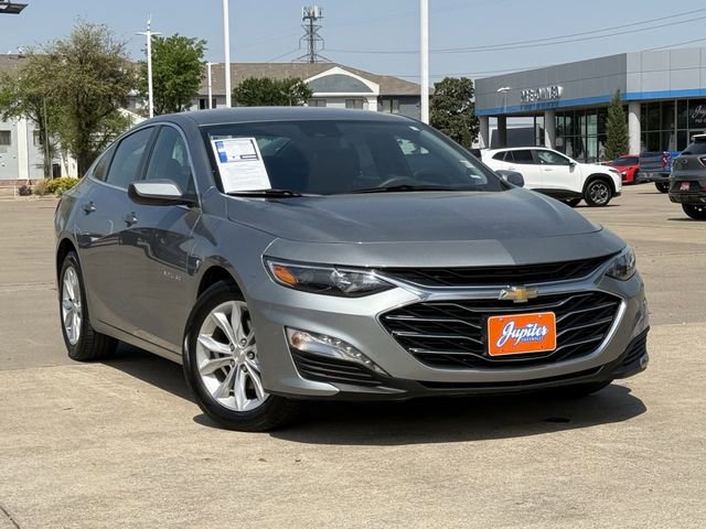 Used 2025 Chevrolet Malibu LT FWD image 2