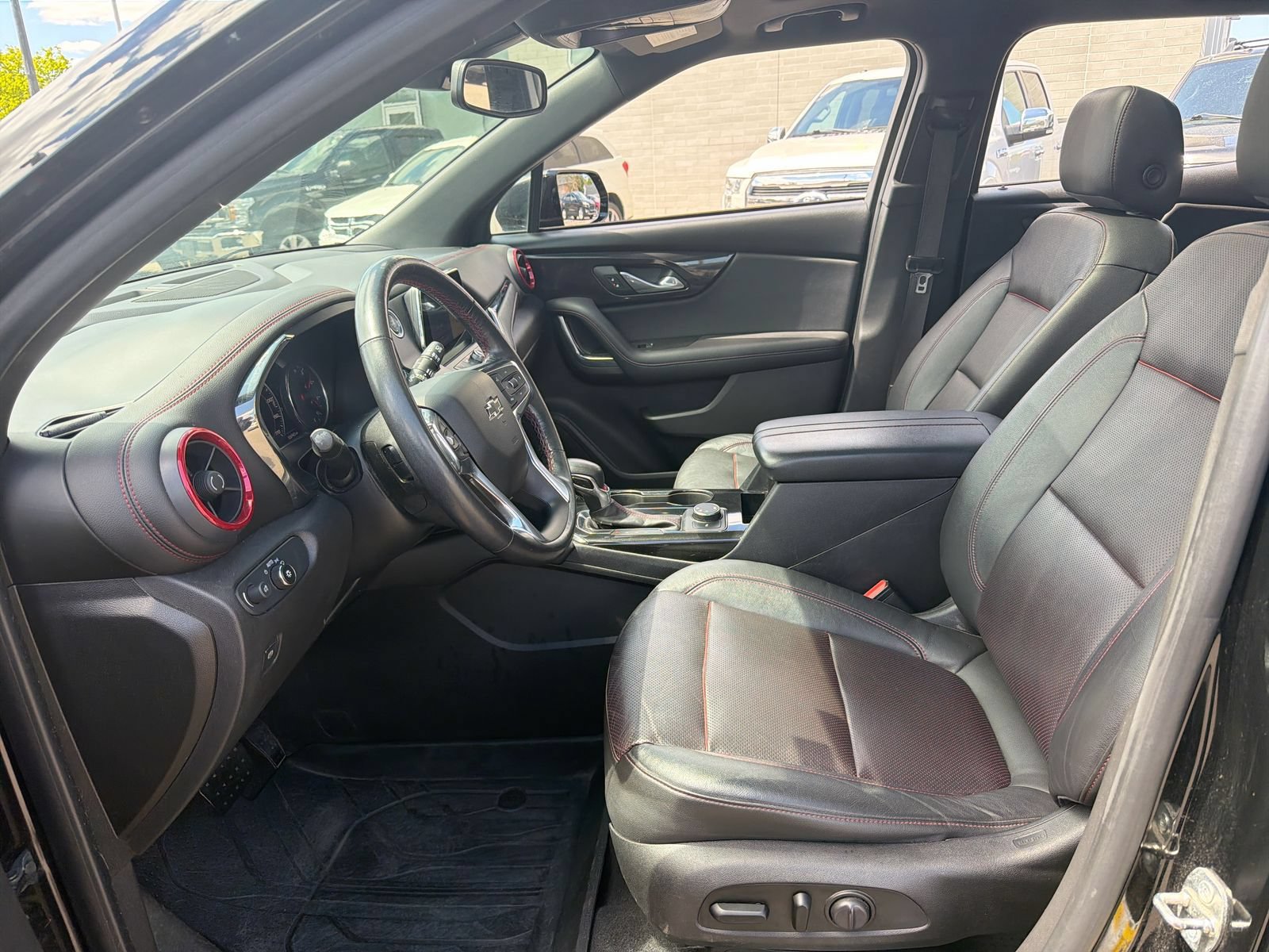 Used 2019 Chevrolet Blazer RS w/ Sun and Wheels Package AWD/4WD image 14