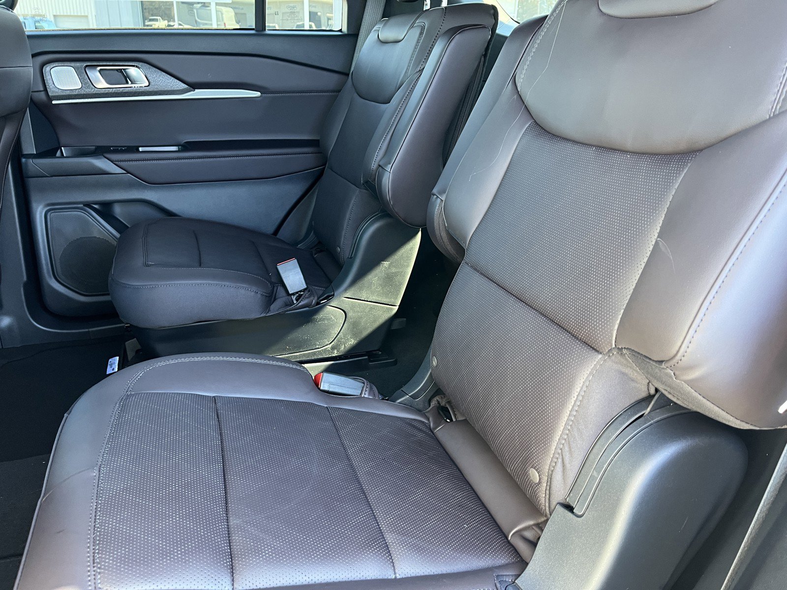 New 2026 Ford Explorer Platinum image 24