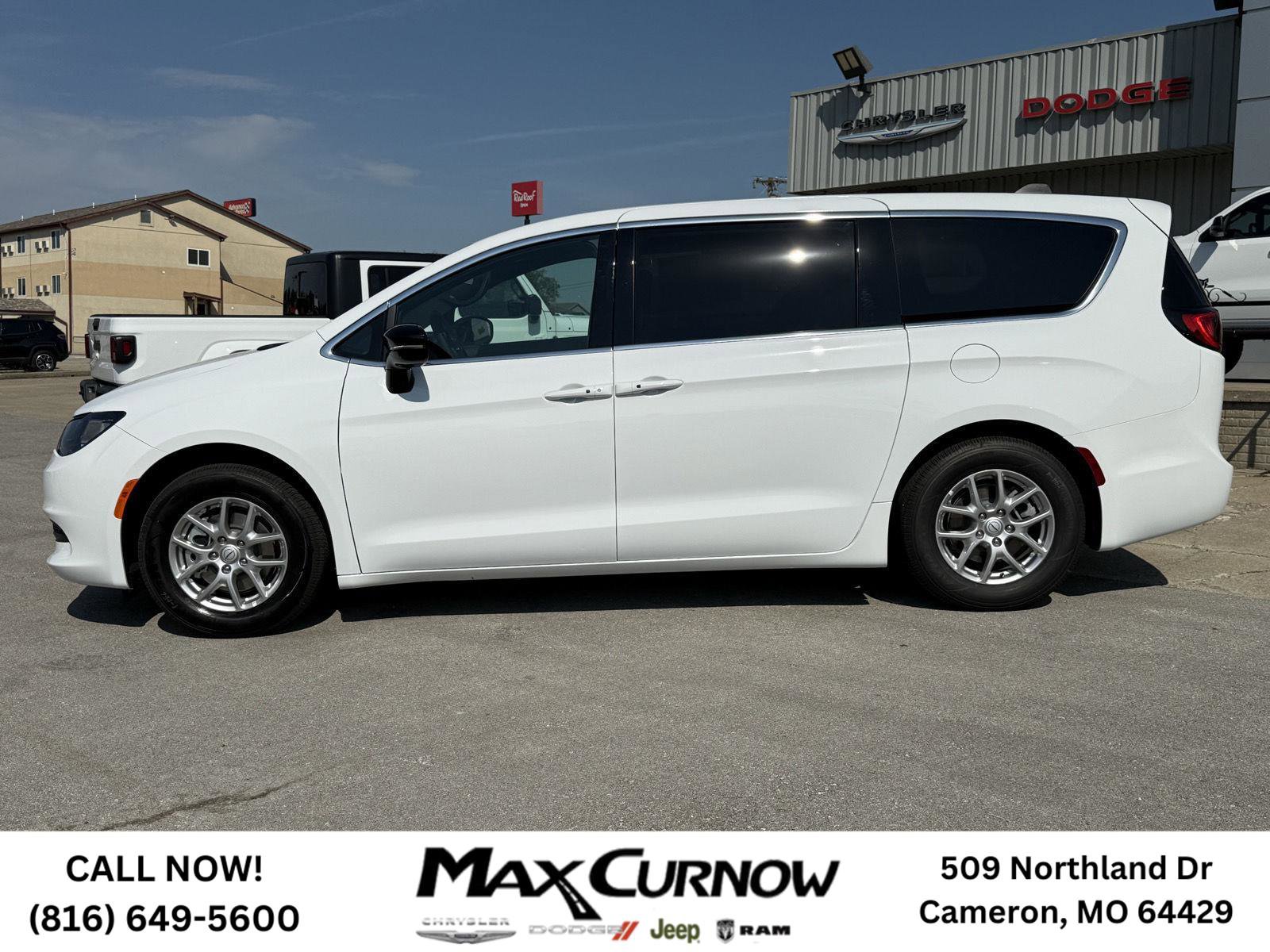 New 2026 Chrysler Voyager LX image 2