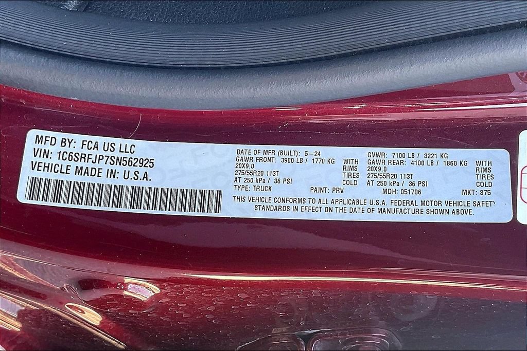 Used 2025 RAM 1500 Laramie AWD/4WD image 35