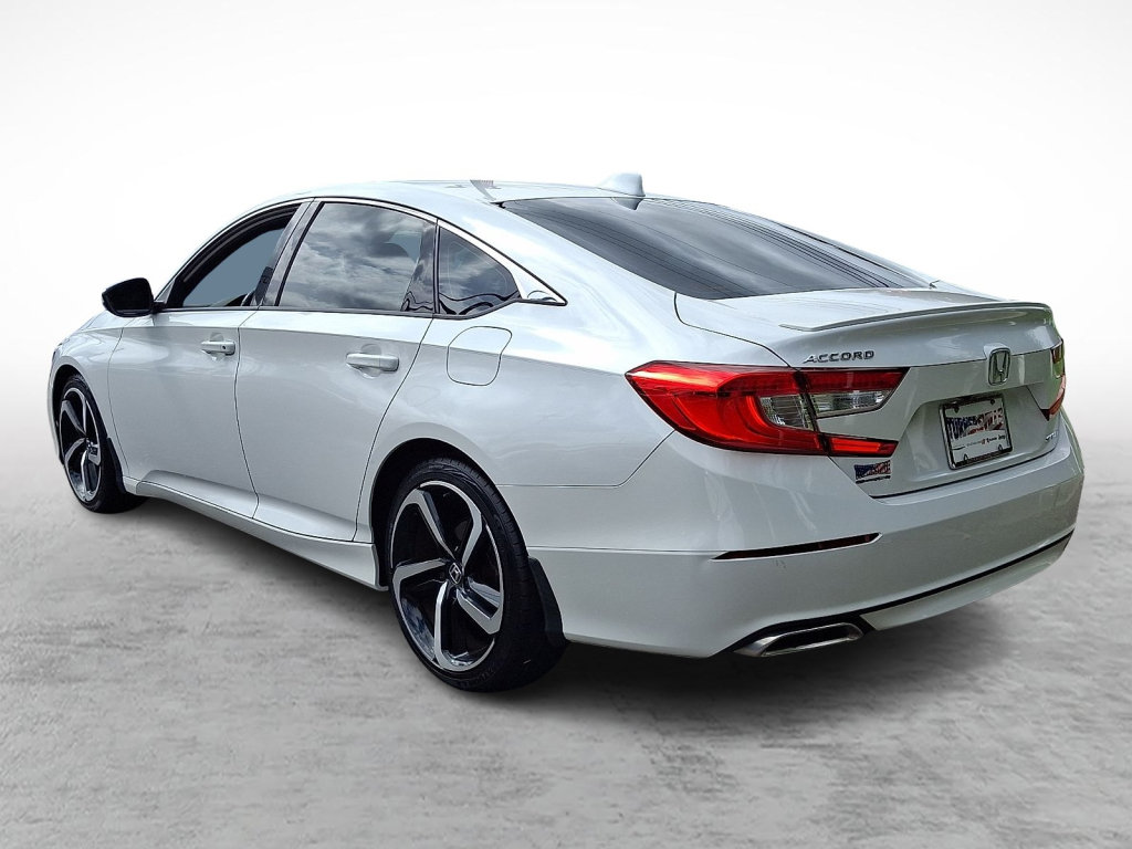 Used 2019 Honda Accord Sport image 3
