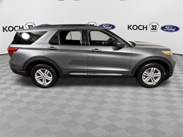 Used 2024 Ford Explorer XLT image 9