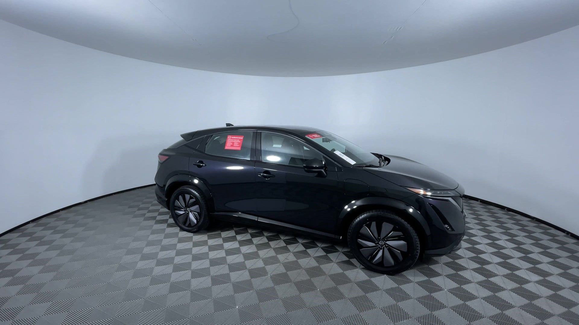 Certified 2024 Nissan Ariya AWD image 2