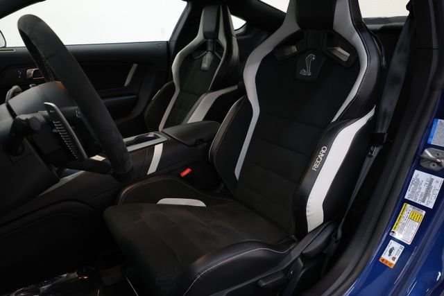 Used 2022 Ford Mustang Shelby GT500 w/ Carbon Fiber Track Pack RWD image 77