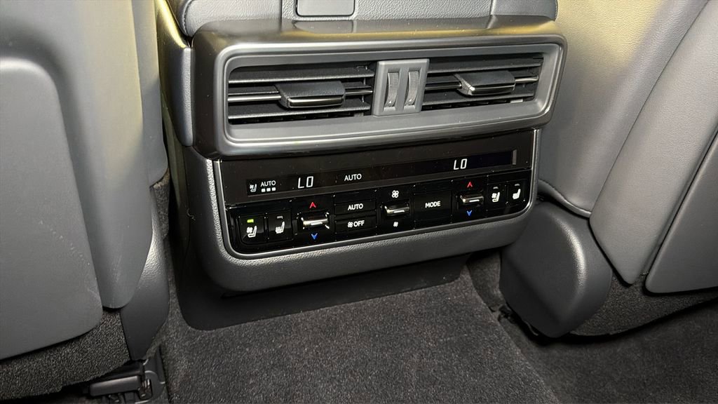 New 2026 Lexus LX 600 4WD w/ Luxury Package image 13