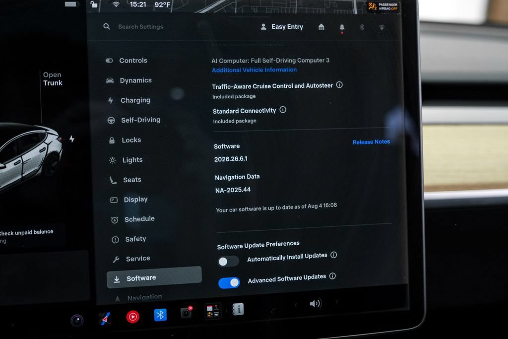 Used 2019 Tesla Model 3 Long Range RWD image 25