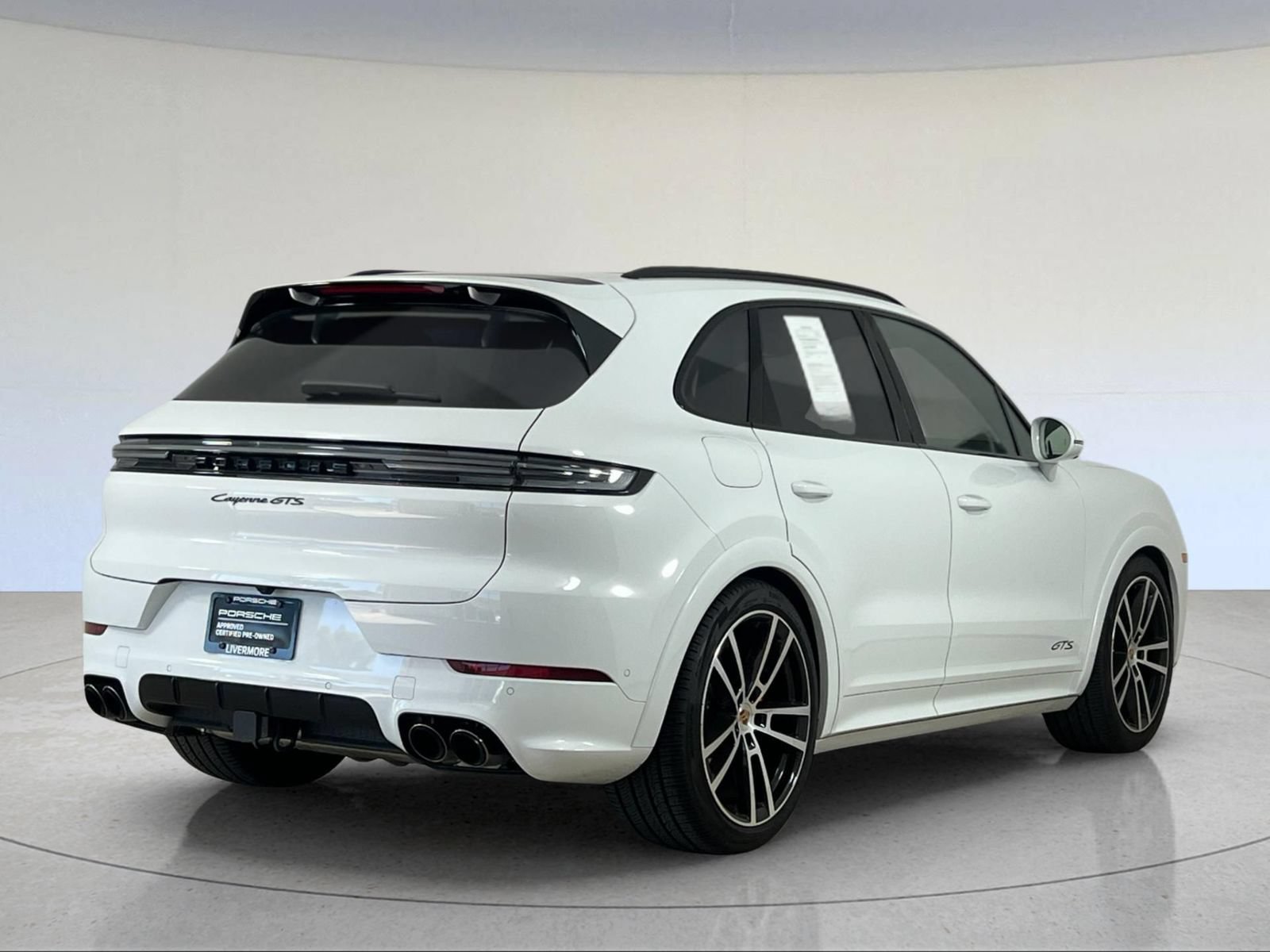 Used 2026 Porsche Cayenne GTS AWD/4WD image 8