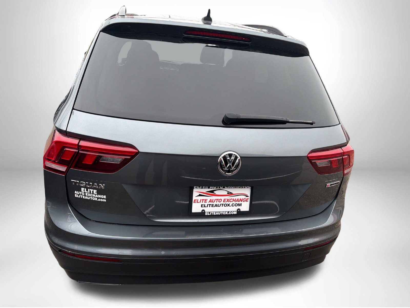 Used 2020 Volkswagen Tiguan S AWD/4WD image 4