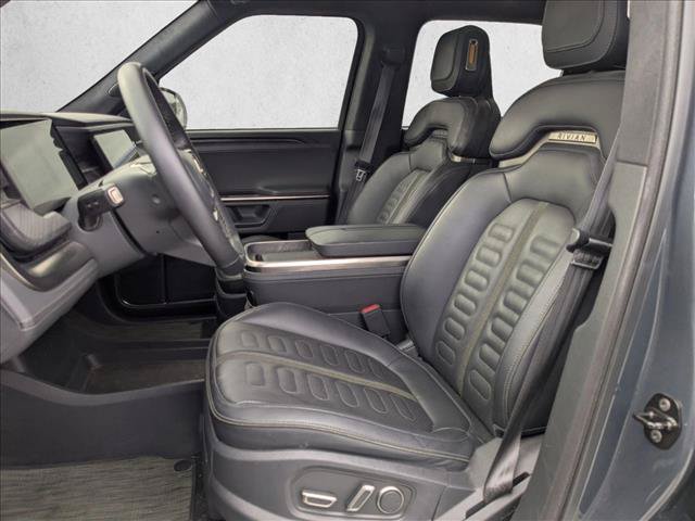 Used 2023 Rivian R1T Adventure AWD/4WD image 12