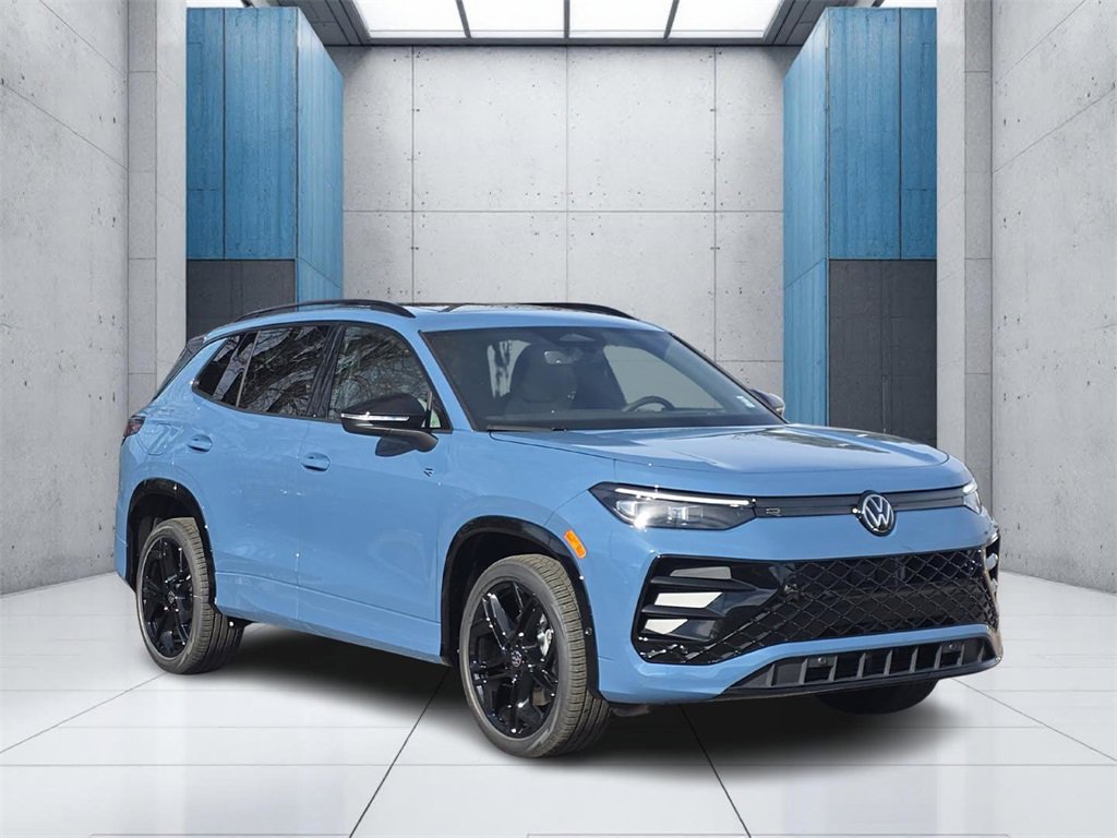 New 2026 Volkswagen Tiguan SE R-Line