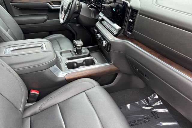 Used 2022 GMC Sierra 1500 SLT w/ SLT Premium Package AWD/4WD image 19