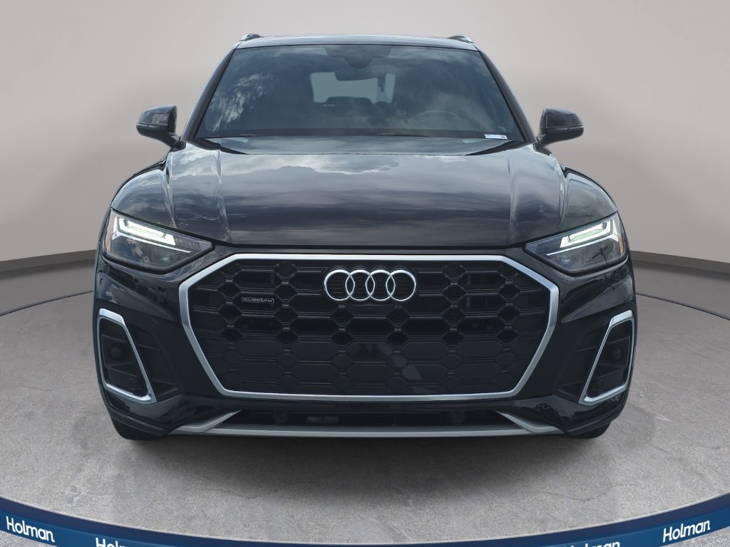 Used 2022 Audi Q5 e Premium Plus AWD/4WD image 3