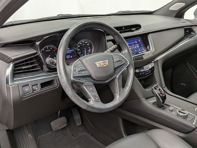 Certified 2023 Cadillac XT5 Premium Luxury AWD/4WD image 9