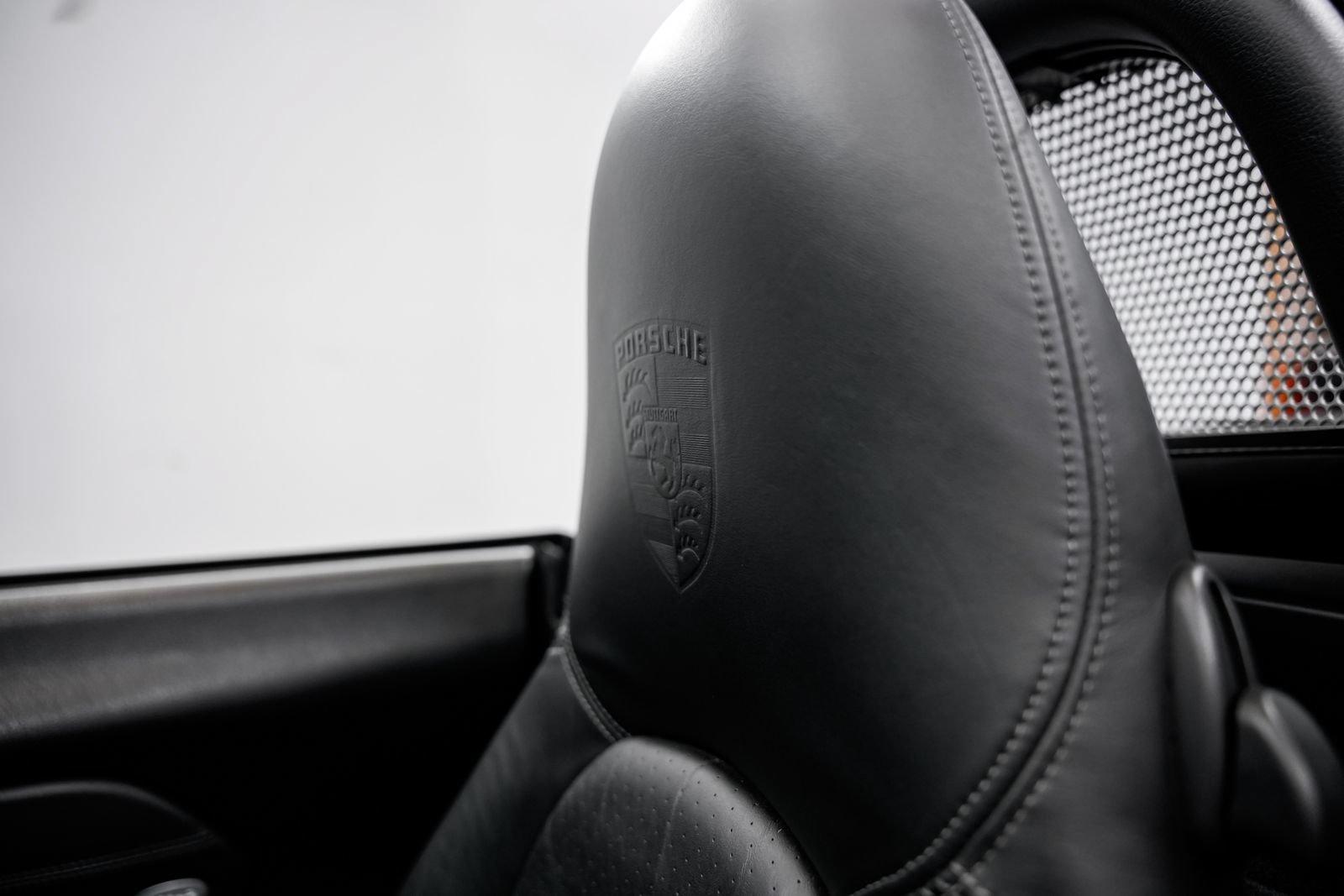 Used 2003 Porsche Boxster S RWD image 16