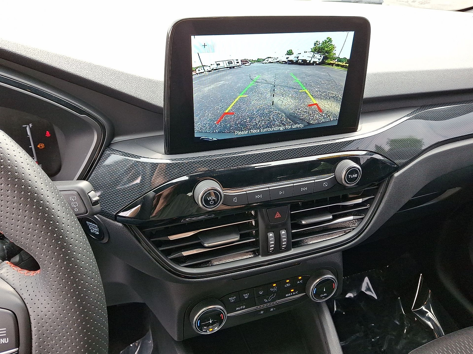 Used 2025 Ford Escape ST-Line FWD image 15