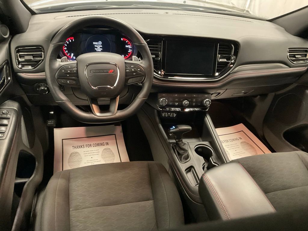 Used 2025 Dodge Durango GT image 2