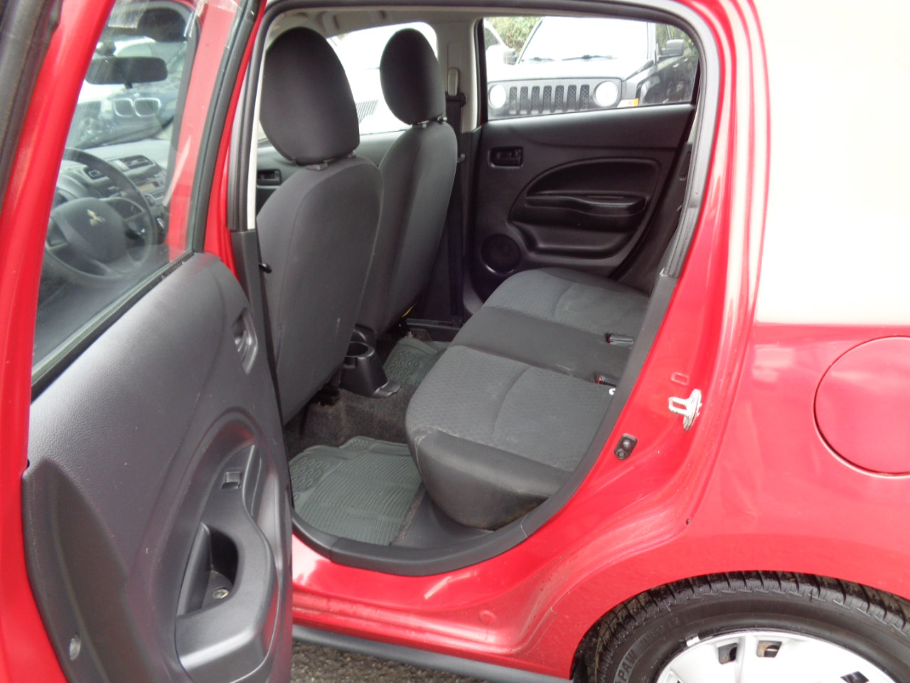 Used 2017 Mitsubishi Mirage ES image 14