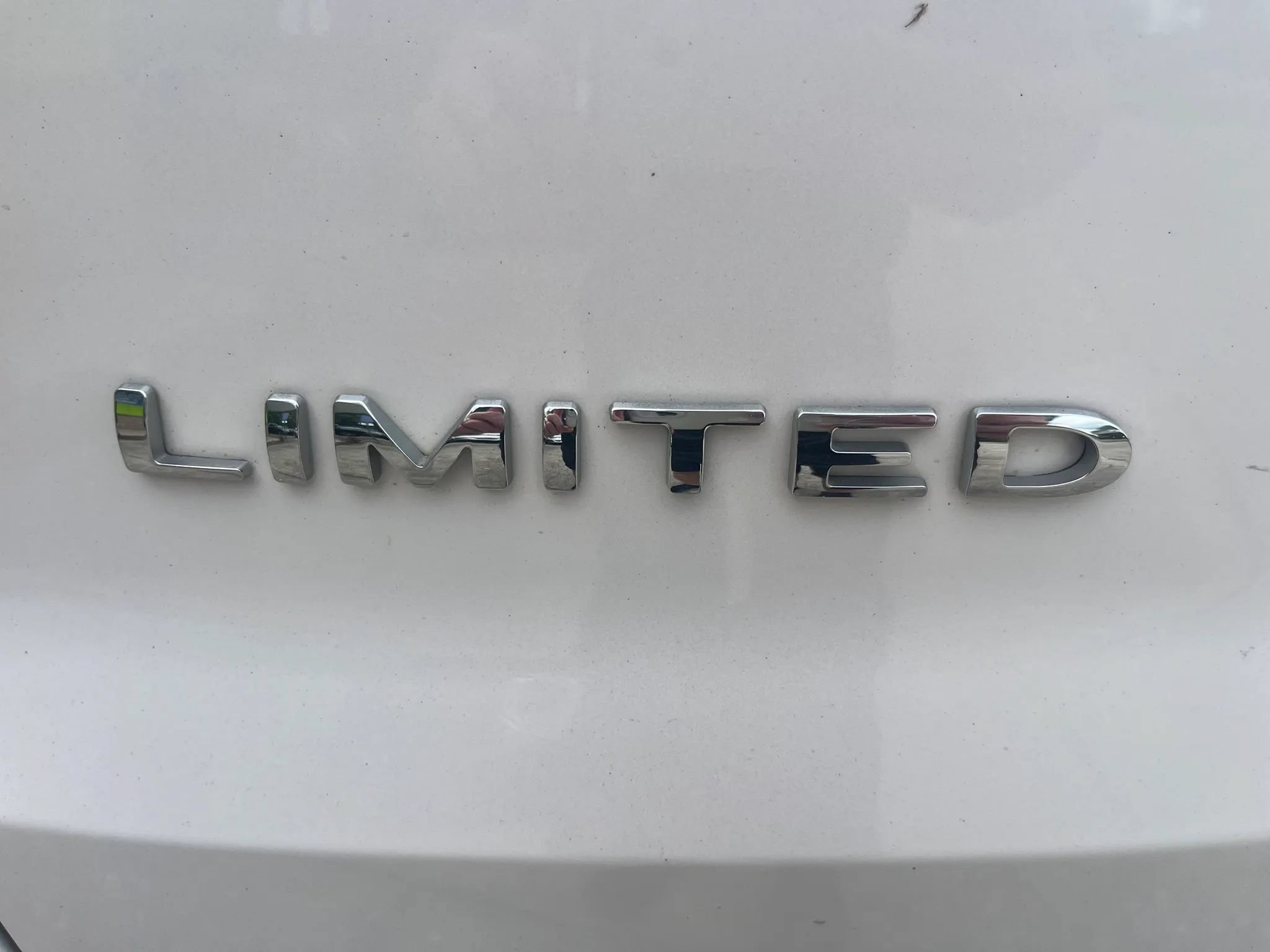 Used 2018 Ford Explorer Limited w/ Equipment Group 301A AWD/4WD image 9