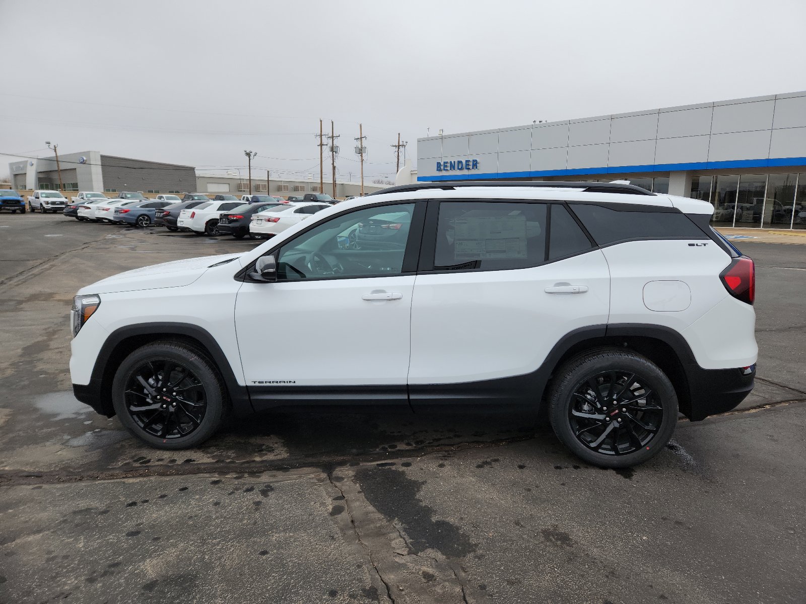 New 2024 GMC Terrain SLT w/ Elevation Edition FWD image 2