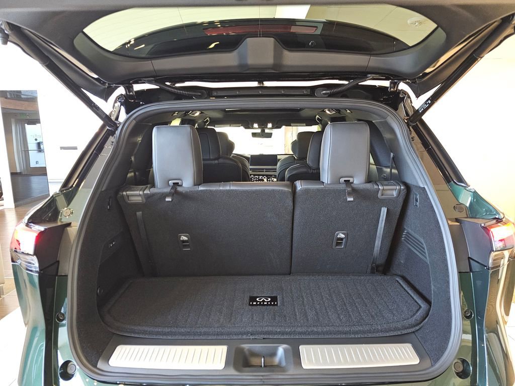 New 2026 INFINITI QX60 Autograph w/ Dark Cargo Package image 16
