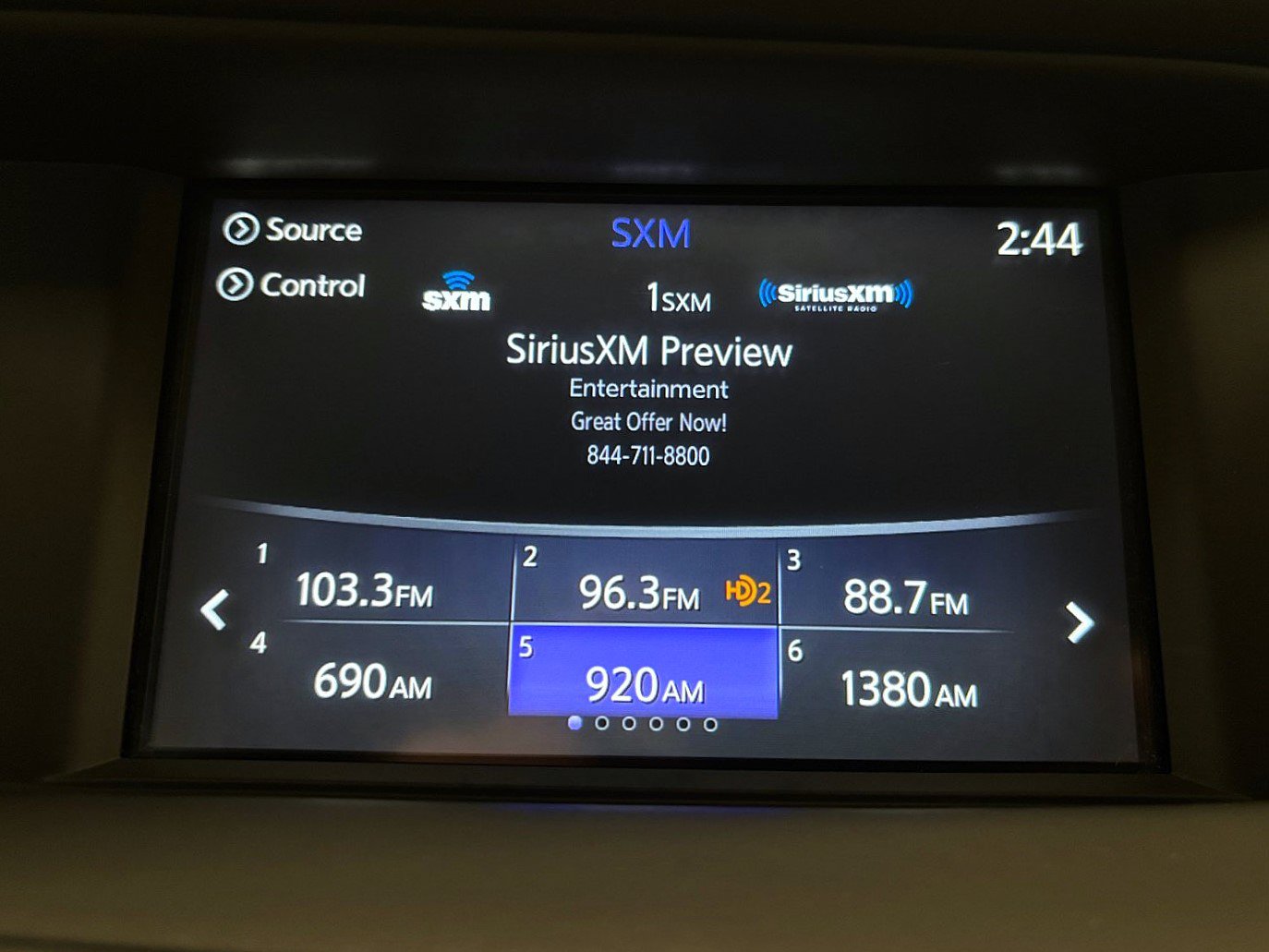 Used 2017 INFINITI QX30 Premium w/ Navigation Package AWD/4WD image 19