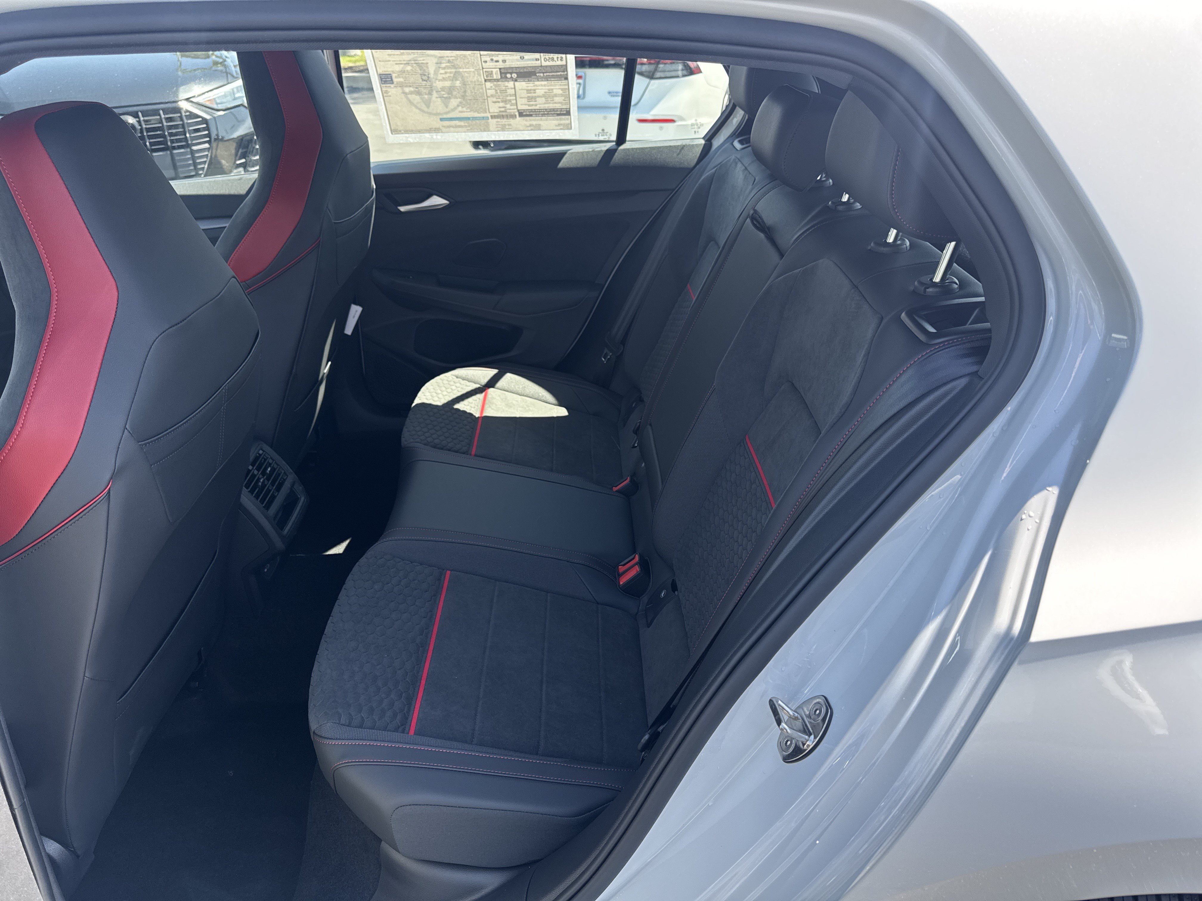 New 2026 Volkswagen Golf SE FWD image 32