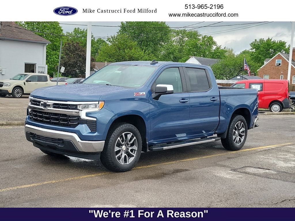Used 2024 Chevrolet Silverado 1500 LT