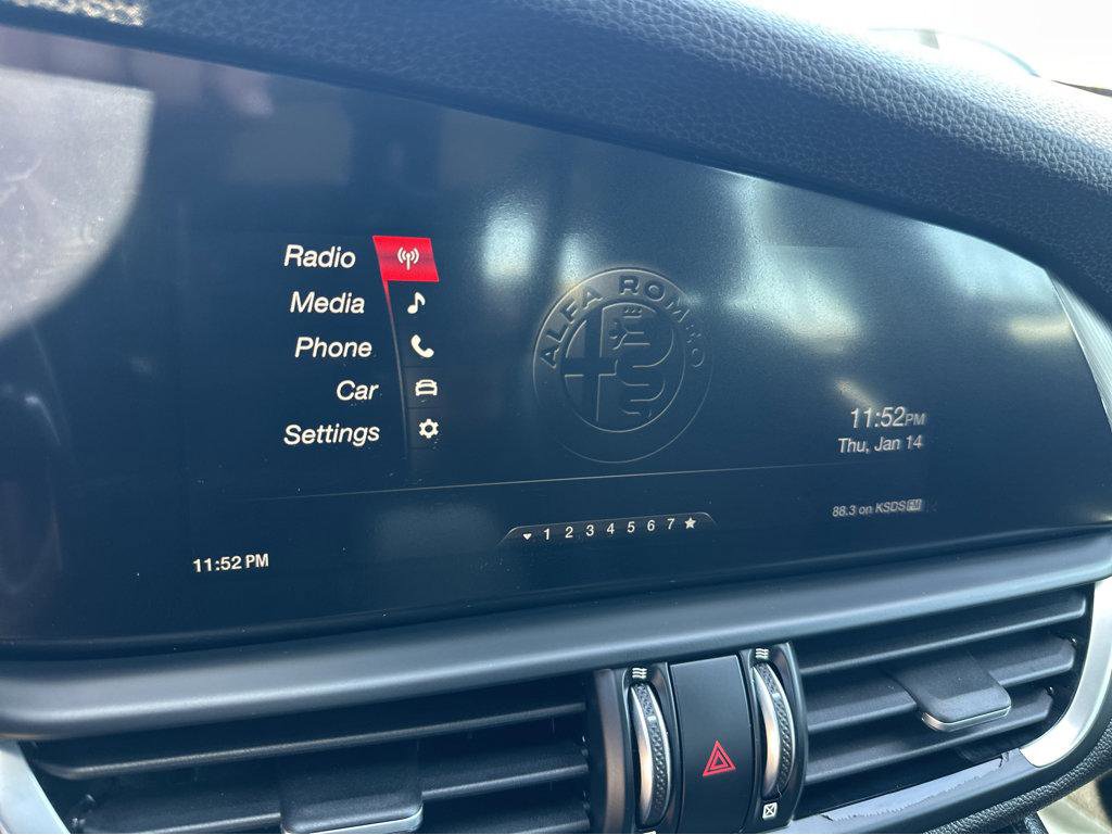 Used 2019 Alfa Romeo Giulia Ti Sport w/ Quick Order Package 22U Sport RWD image 5
