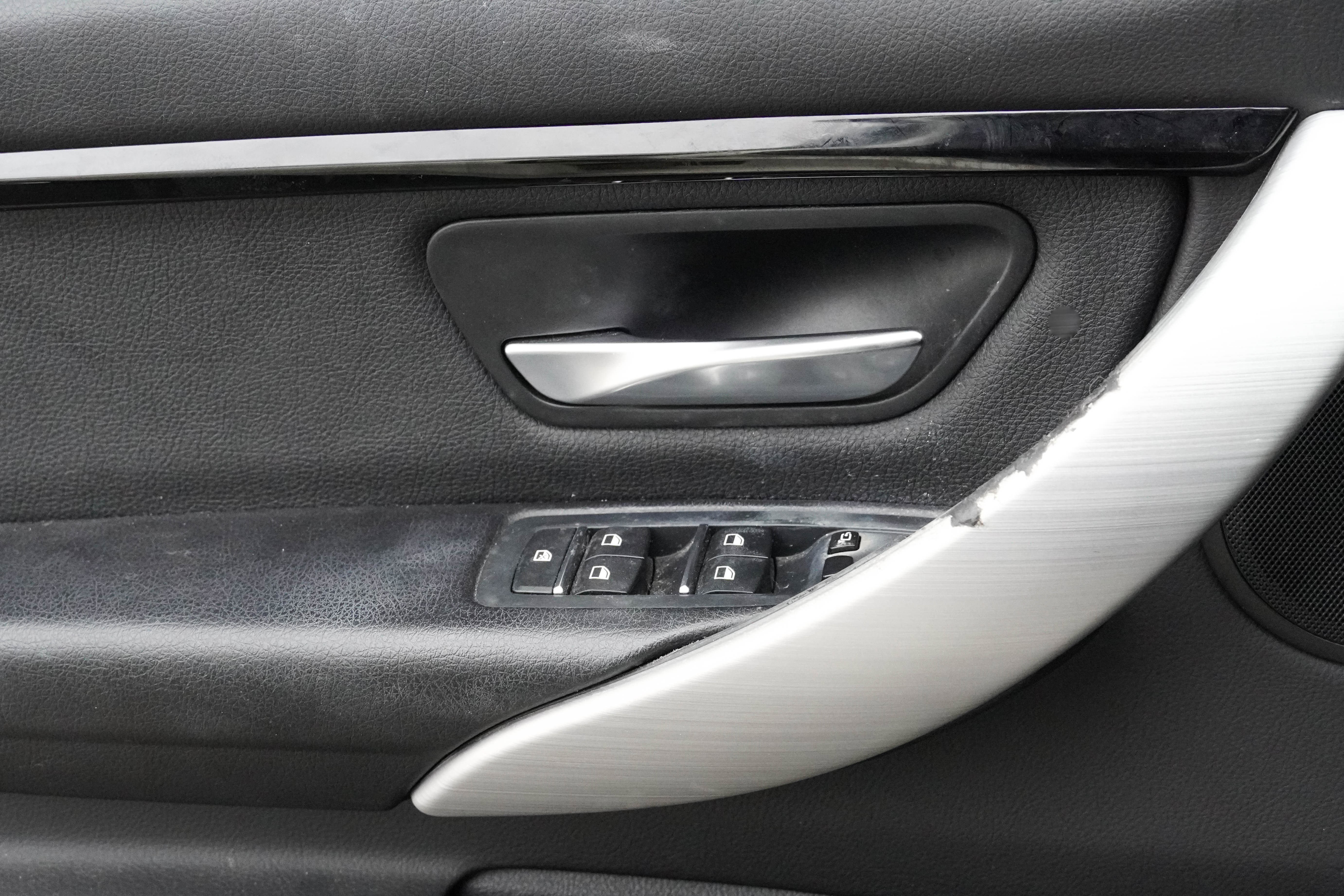 Used 2017 BMW 330i Sedan image 15