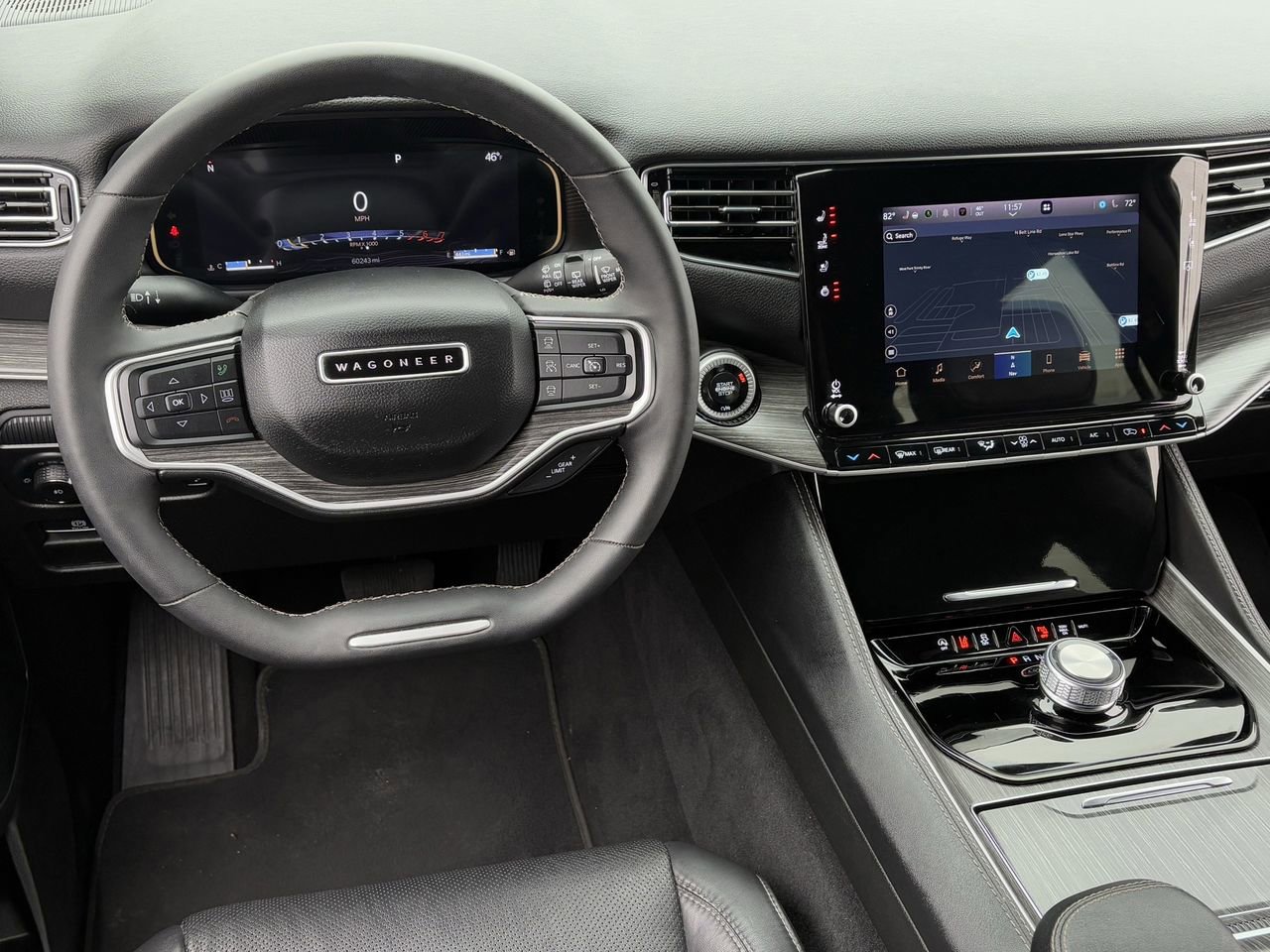 Used 2024 Jeep Wagoneer L Series II image 13