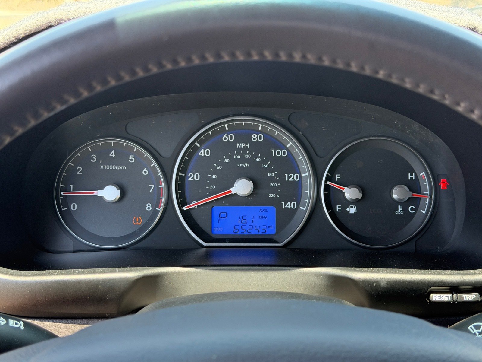 Used 2011 Hyundai Santa Fe SE FWD image 22
