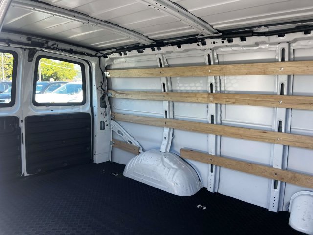 Used 2025 Chevrolet Express 2500 w/ Driver Convenience Package RWD image 11