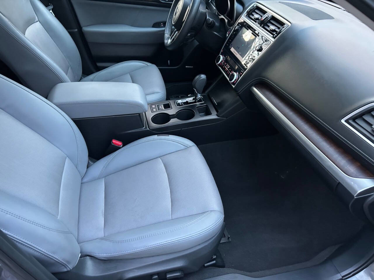 Used 2018 Subaru Outback 3.6R Limited image 38