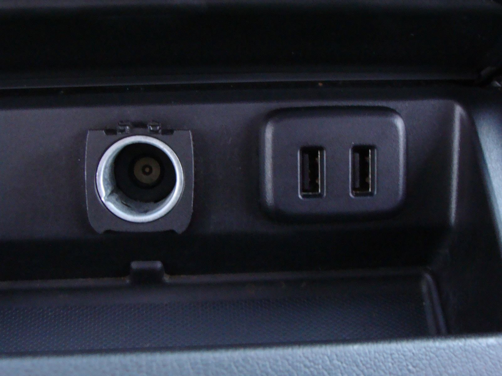 Used 2019 GMC Yukon Denali w/ Denali Ultimate Package image 30